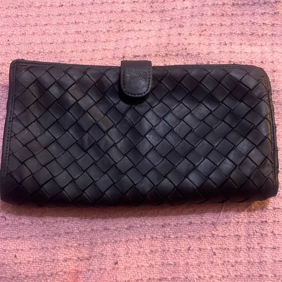 Black Bottega Veneta Wallet - Picture 1 of 5